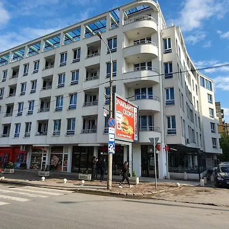 Apartment Colonel 936 *